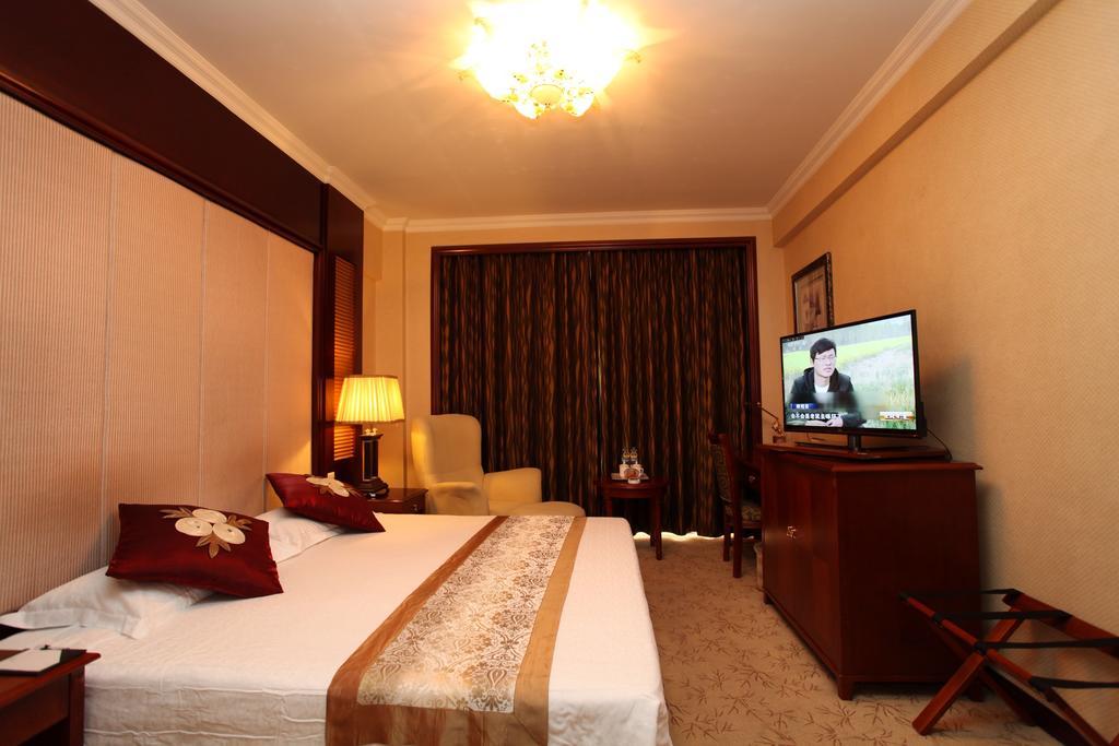 Milky Way Hotel Harbin Room photo